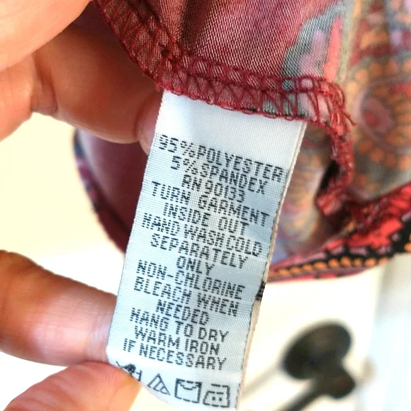 Bob Mackie Paisley Print 3/4 Sleeve Size 3X top. EUC. Final Price Drop - Picture 3 of 5